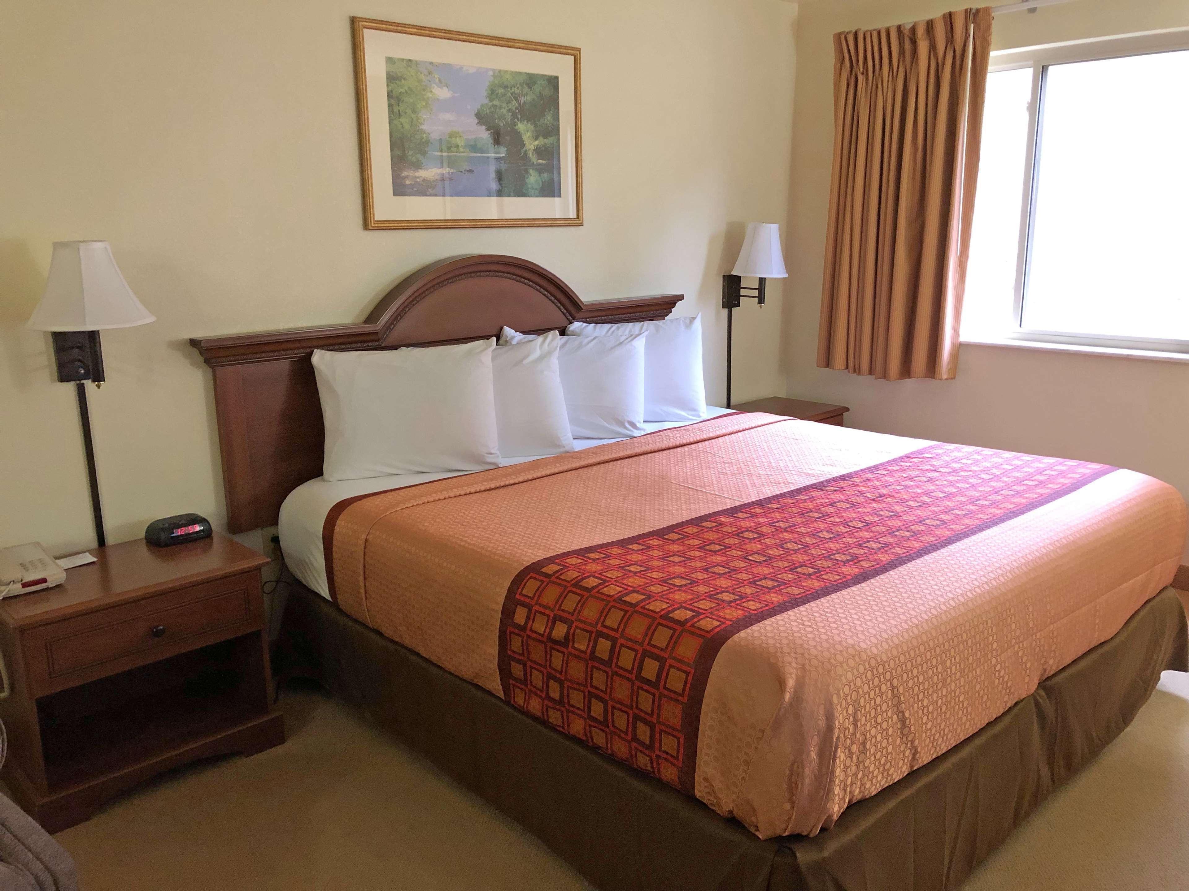 Americas Best Value Inn & Suites Independence Va מראה חיצוני תמונה