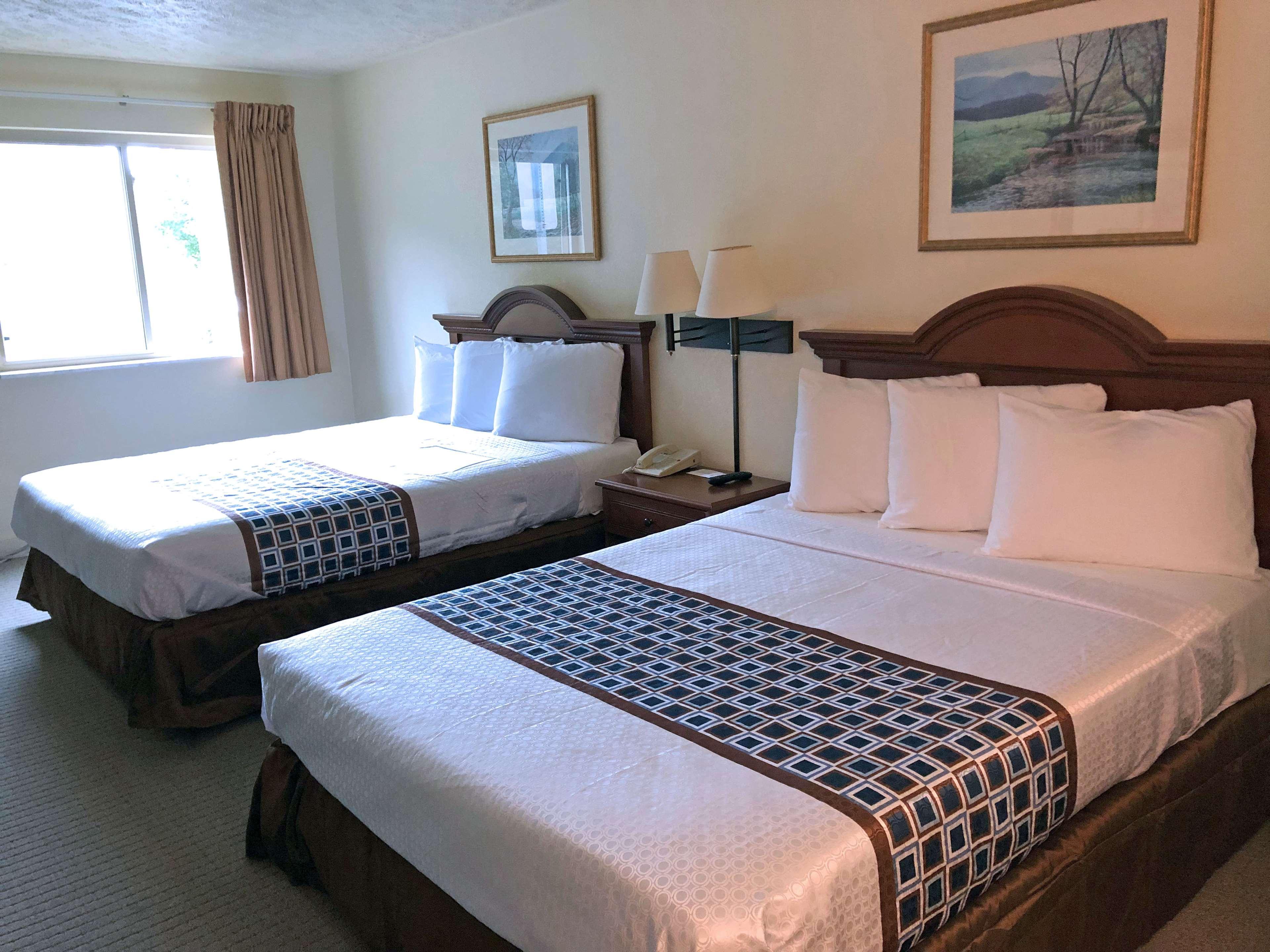Americas Best Value Inn & Suites Independence Va מראה חיצוני תמונה