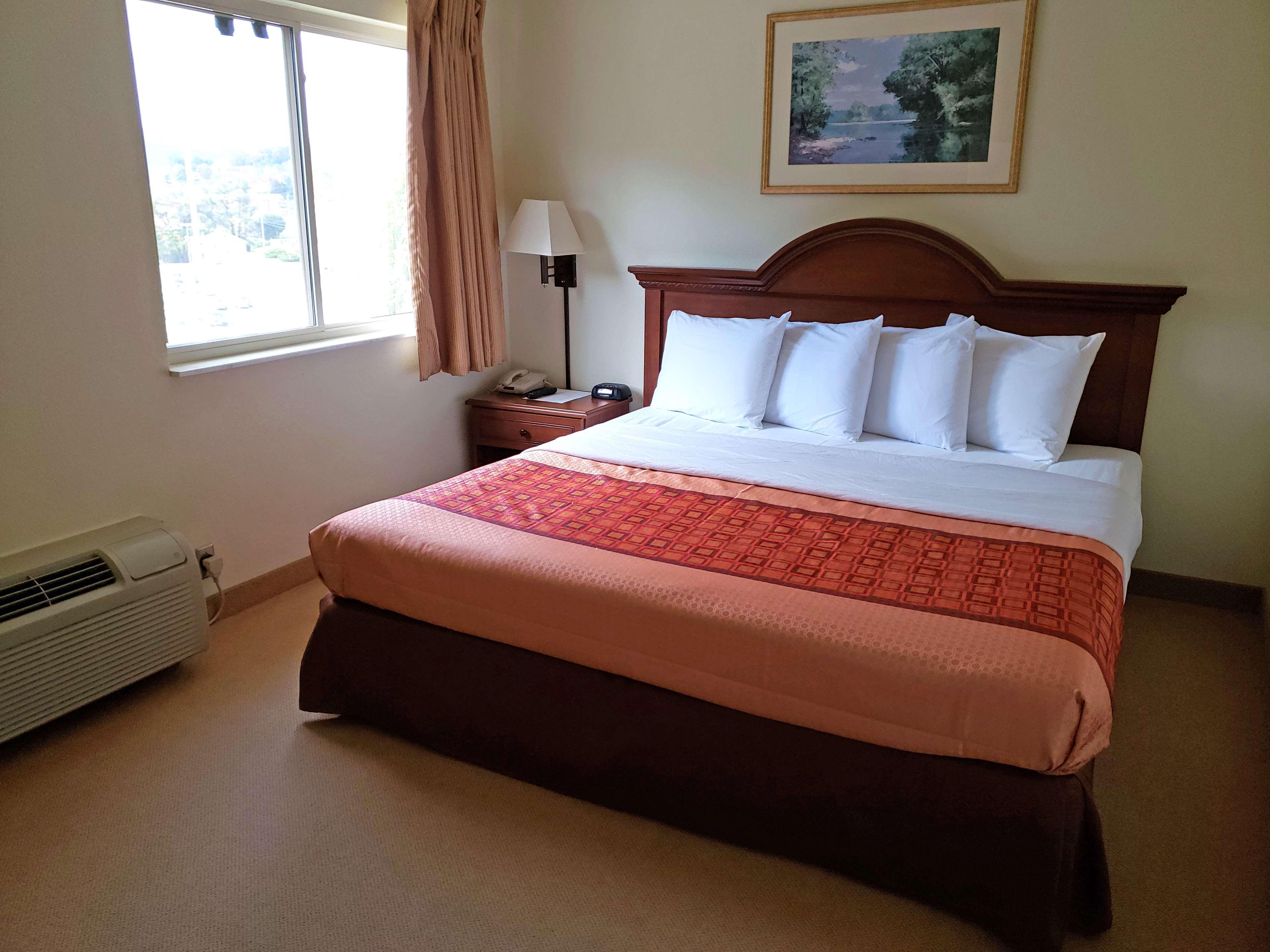 Americas Best Value Inn & Suites Independence Va מראה חיצוני תמונה