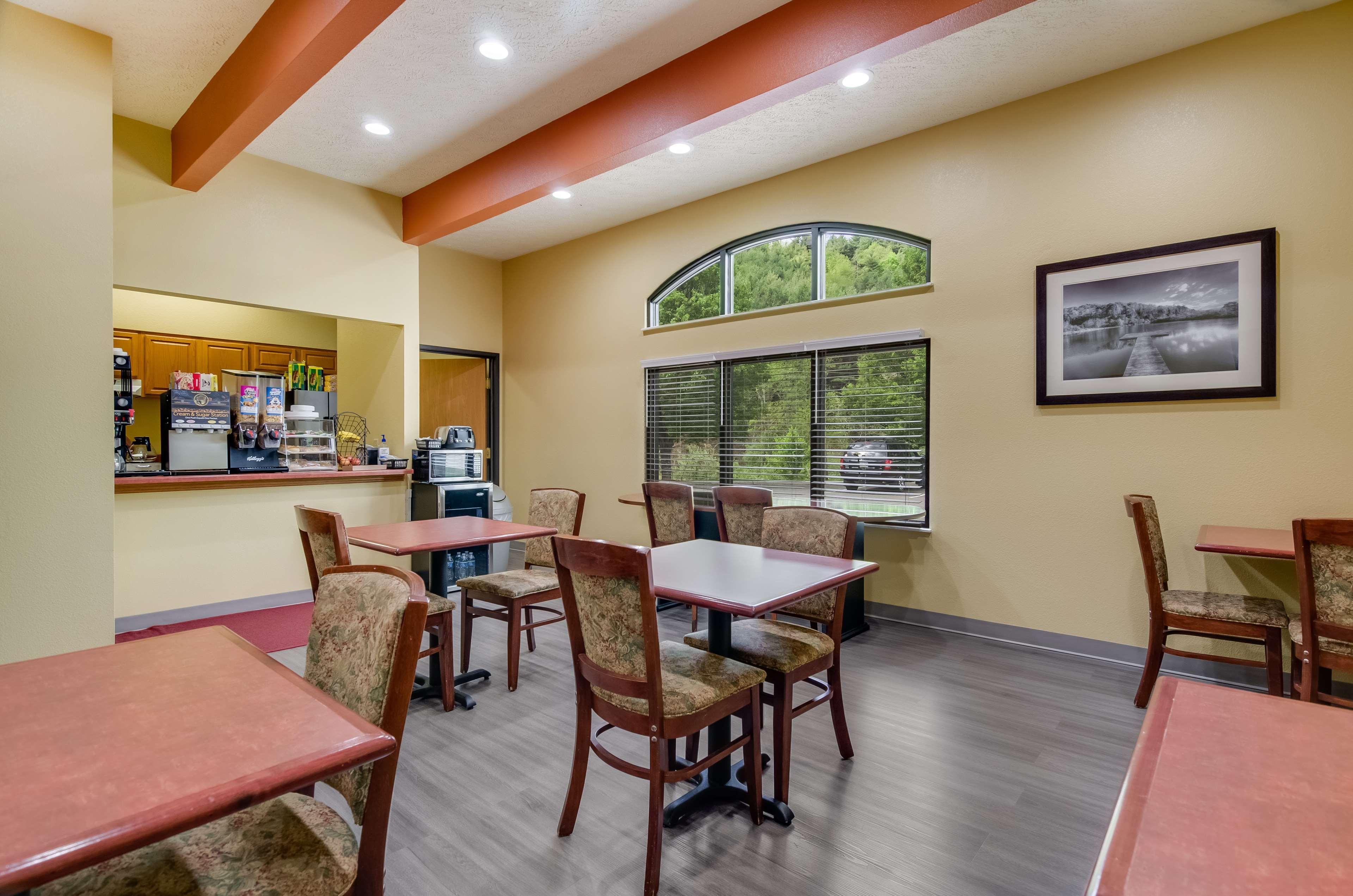 Americas Best Value Inn & Suites Independence Va מראה חיצוני תמונה